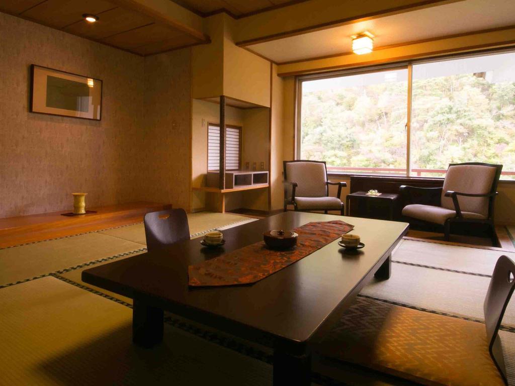 Ookawaso Hotel Aizuwakamatsu Eksteriør billede