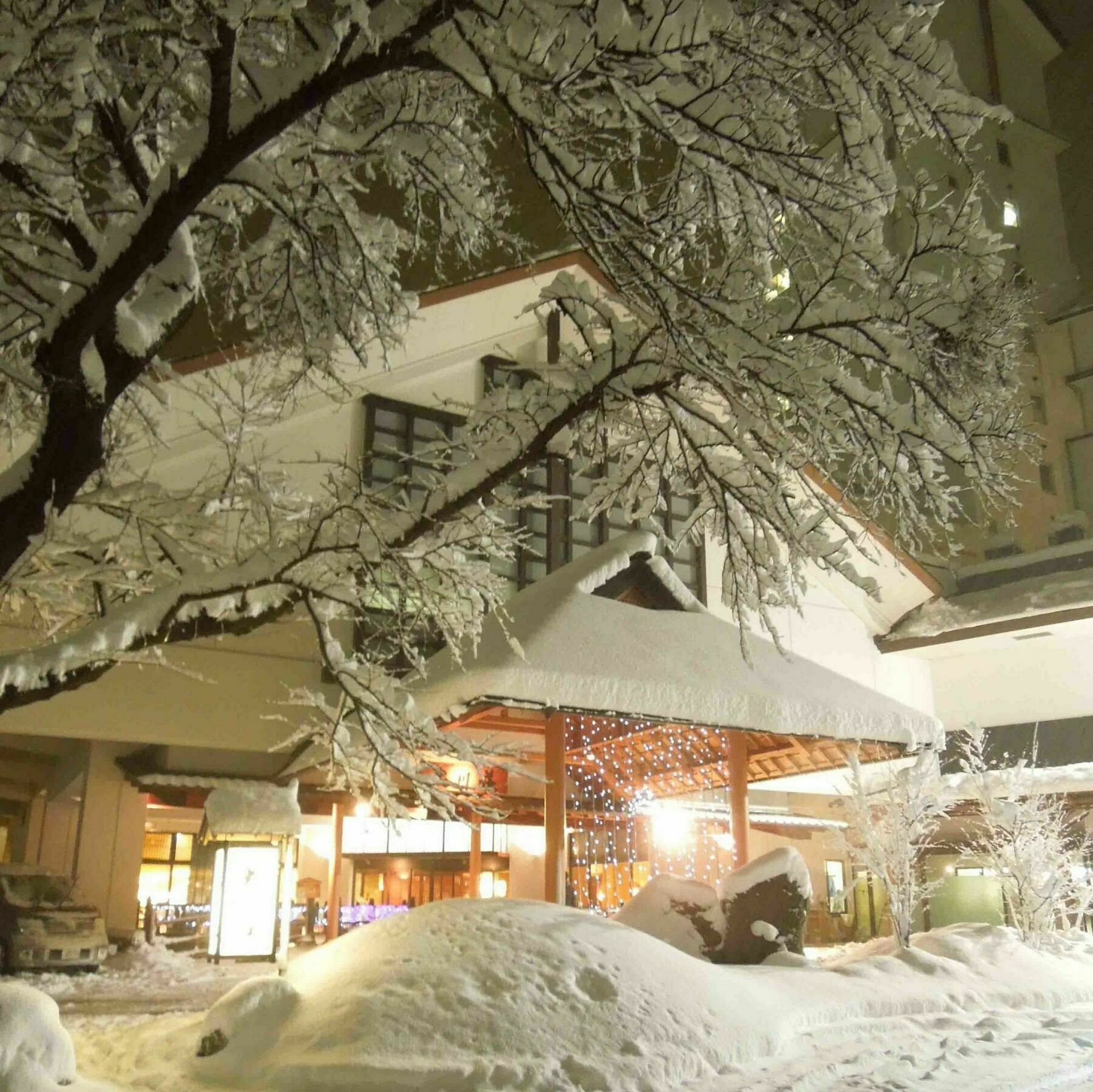 Ookawaso Hotel Aizuwakamatsu Eksteriør billede